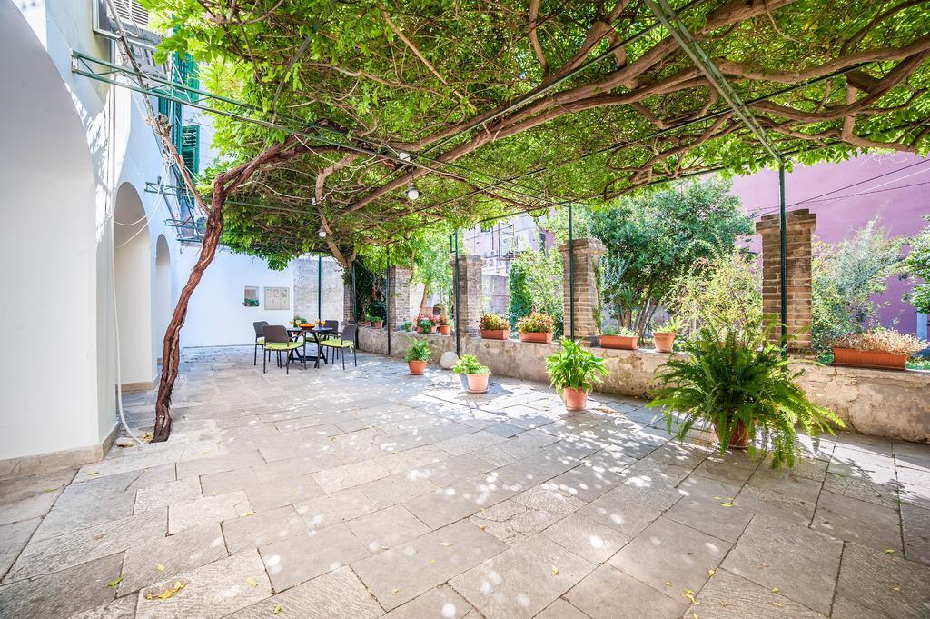 Apartment Heart Of The City Šibenik Eksteriør billede